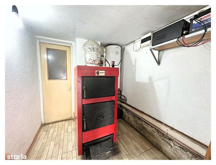 Casă cu 3 camere în Criș