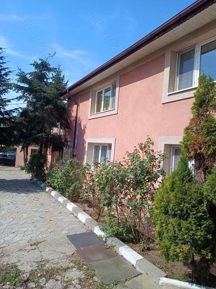 Casă cu 5 camere cu Teren 1000 Mp în Postăvari