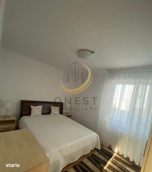 Apartament cu 4 camere decomandat în Lefaia