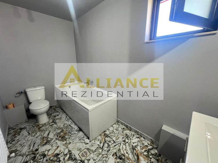 Casă individuală cu 4 camere decomandat cu Canalizare în Berceni
