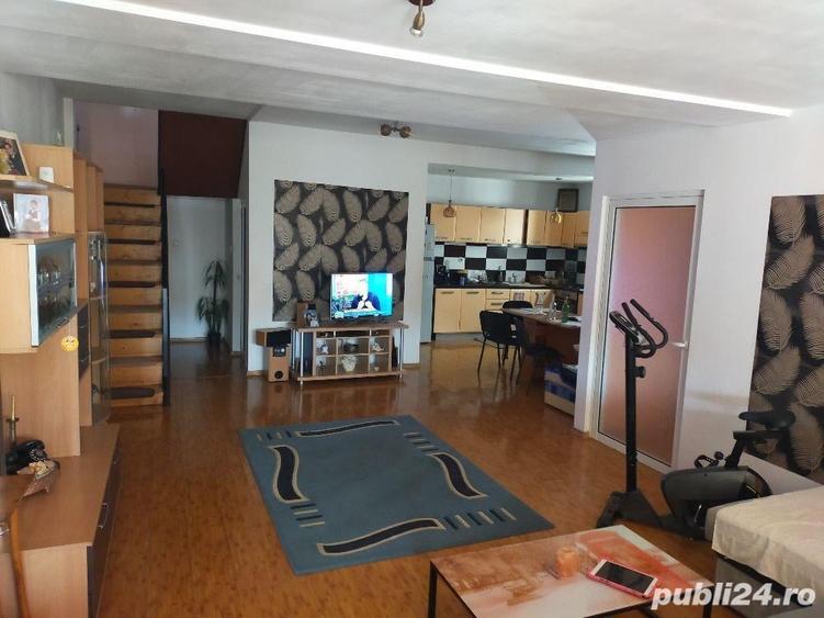Casă cu 5 camere cu Teren 250 Mp în Mazepa 1