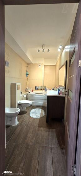Apartament cu 3 camere semidecomandat în Zona Industrială