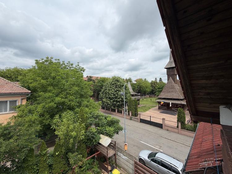 Apartament cu 2 camere decomandat în Exterior Vest