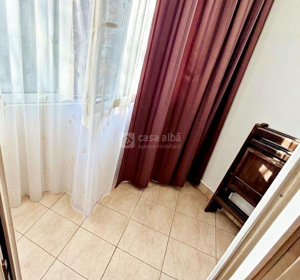Apartament cu 2 camere decomandat, mobilat în Central