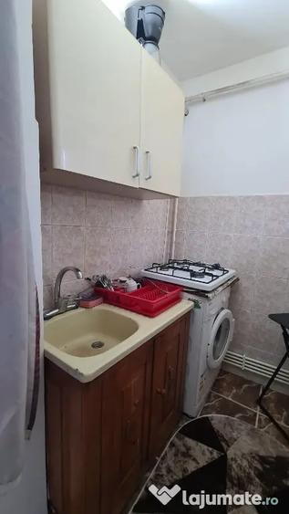 Garsonieră semidecomandată în Central