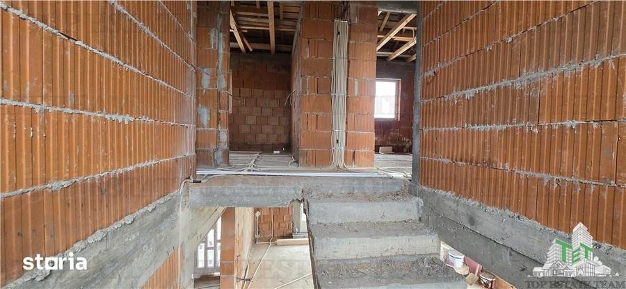 Casă cu 4 camere cu Teren 262 Mp în Clinceni