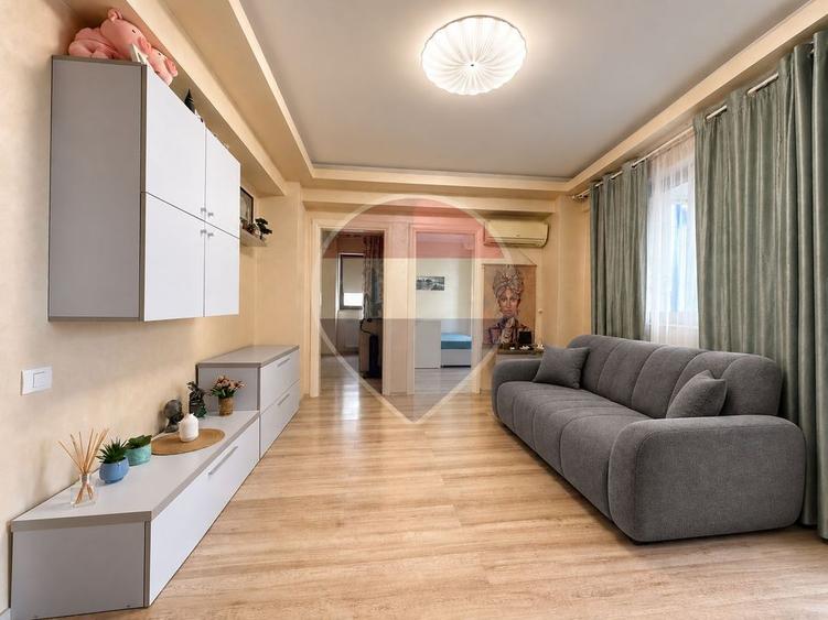 Apartament cu 3 camere decomandat, mobilat în Nord