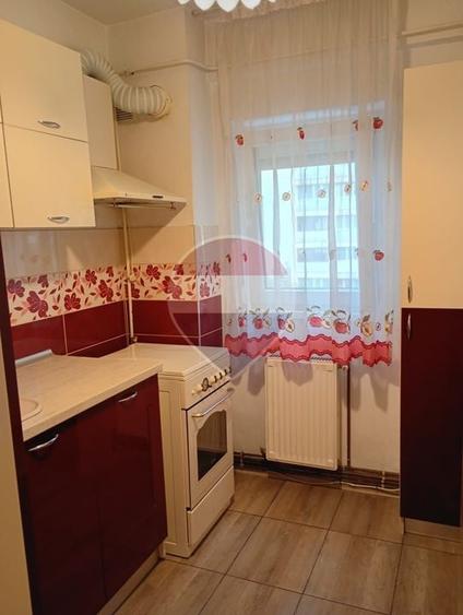Apartament cu 2 camere decomandat, mobilat în Alexandru cel Bun