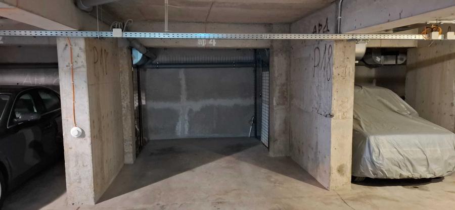 Apartament cu 2 camere decomandat în Parcul Carol