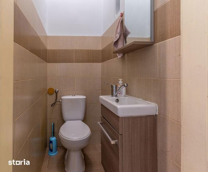 Apartament cu 5 camere în Gruia