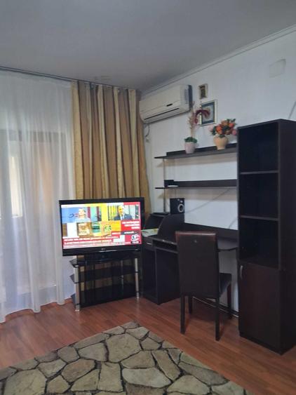 Inchiriez apartamemt 2 camere - 4