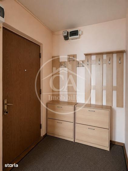 Apartament cu 3 camere decomandat în Orașul Nou