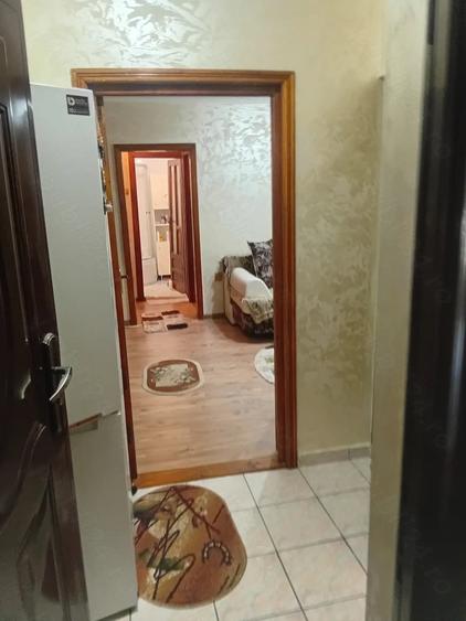 Apartament cu 2 camere nedecomandat în Obor