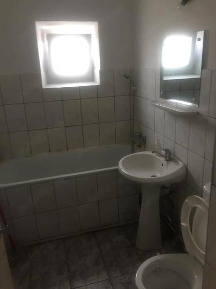 Apartament cu 2 camere decomandat în Canta