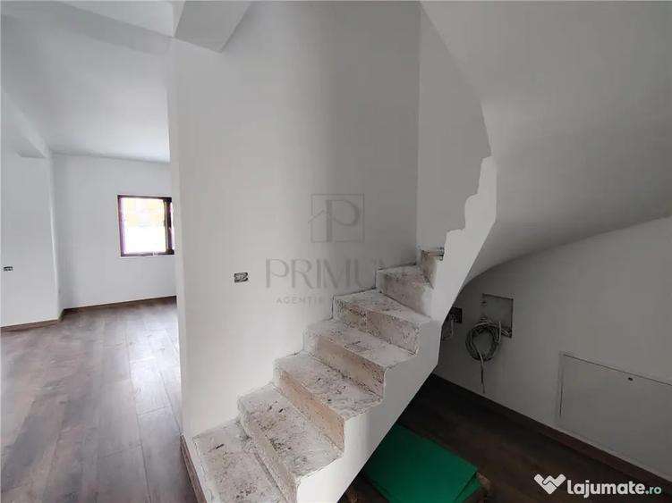 Casă cu 4 camere cu Teren 300 Mp în Moșnița Veche
