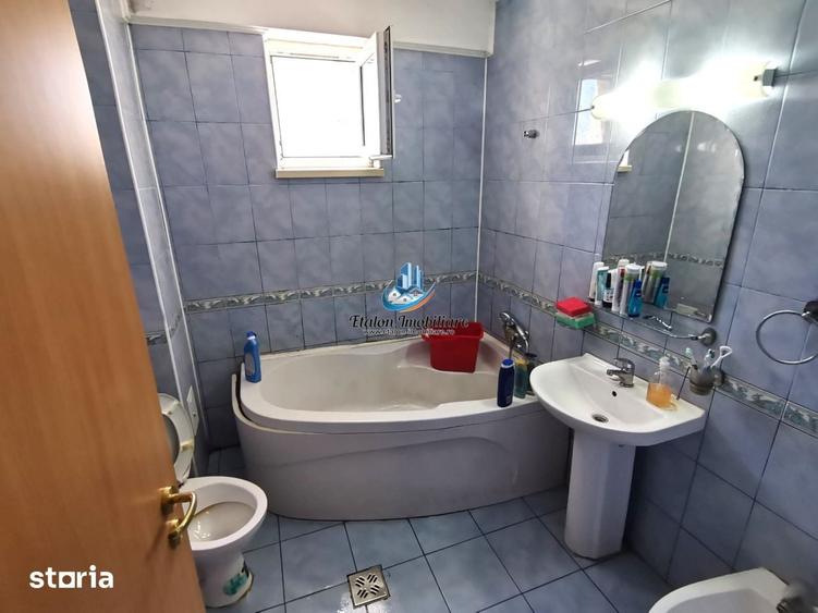Apartament cu 2 camere decomandat în Calea Romanului