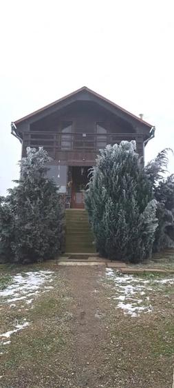 Casă cu 4 camere cu Teren 300 Mp în Sibiel