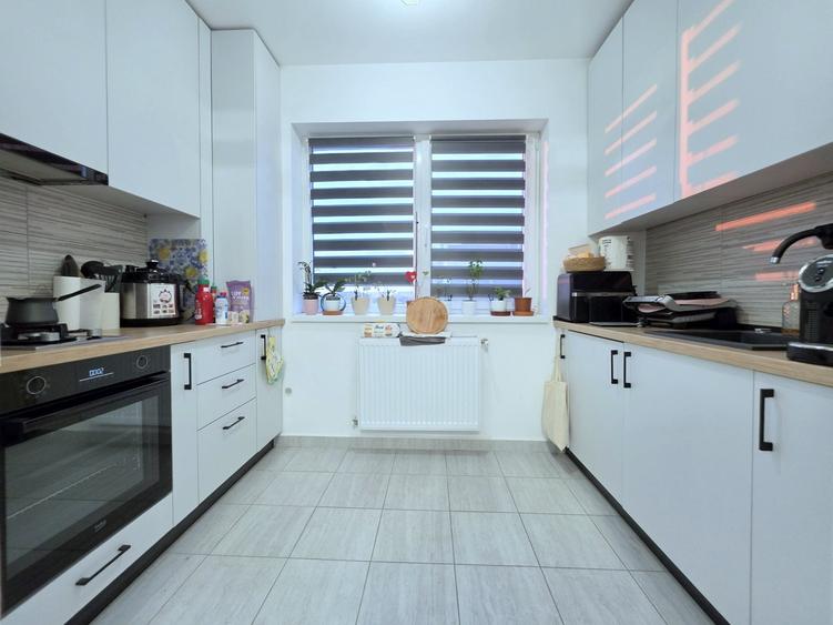Apartament cu 2 camere în Apărătorii Patriei