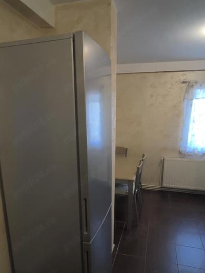 Apartament cu 2 camere semidecomandat în Gemenii