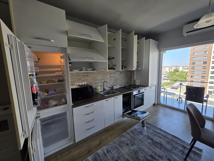Apartament cu 2 camere decomandat în Central