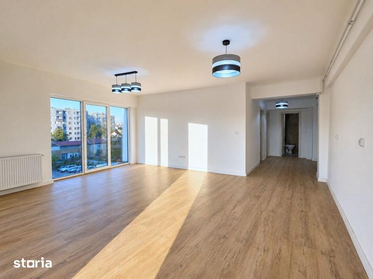 Apartament cu 3 camere decomandat în Dâmbul Rotund