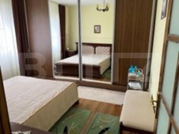 Casă individuală cu 8 camere cu Piscina în Exterior Nord