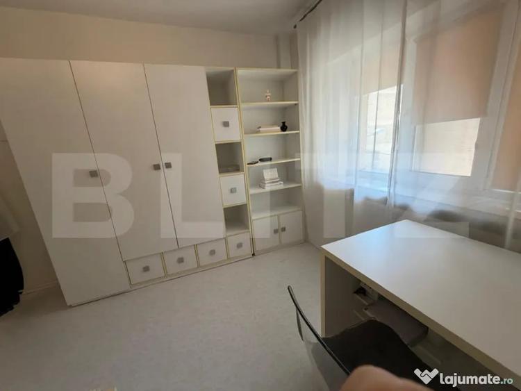 Apartament cu 4 camere decomandat în Ultracentral