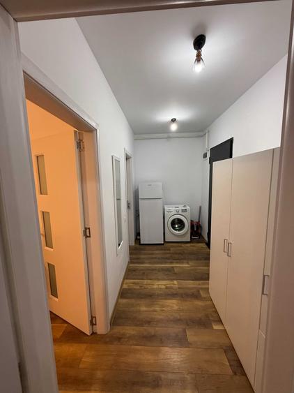 Garsonieră decomandată în Tei