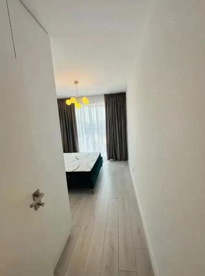 Apartament cu 2 camere decomandat în Calea București