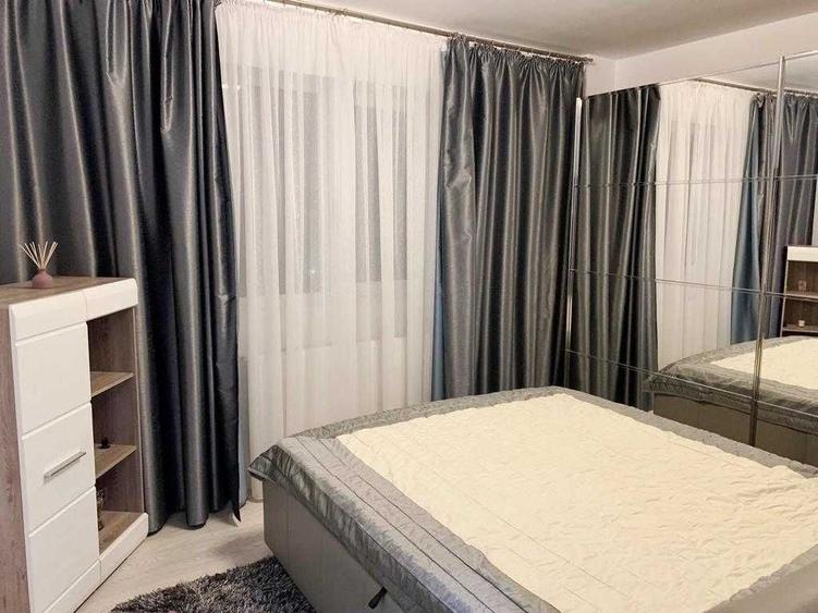 Apartament cu 2 camere semidecomandat, mobilat în Păcii