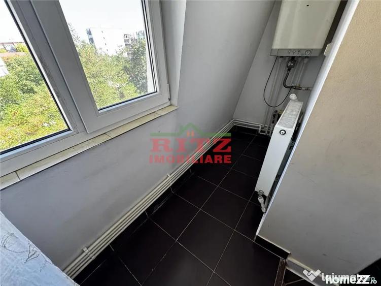 Apartament cu 3 camere semidecomandat în Ultracentral