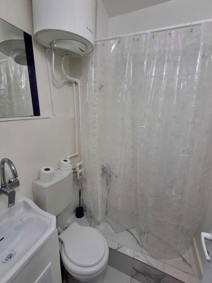 Garsonieră semidecomandată în Central