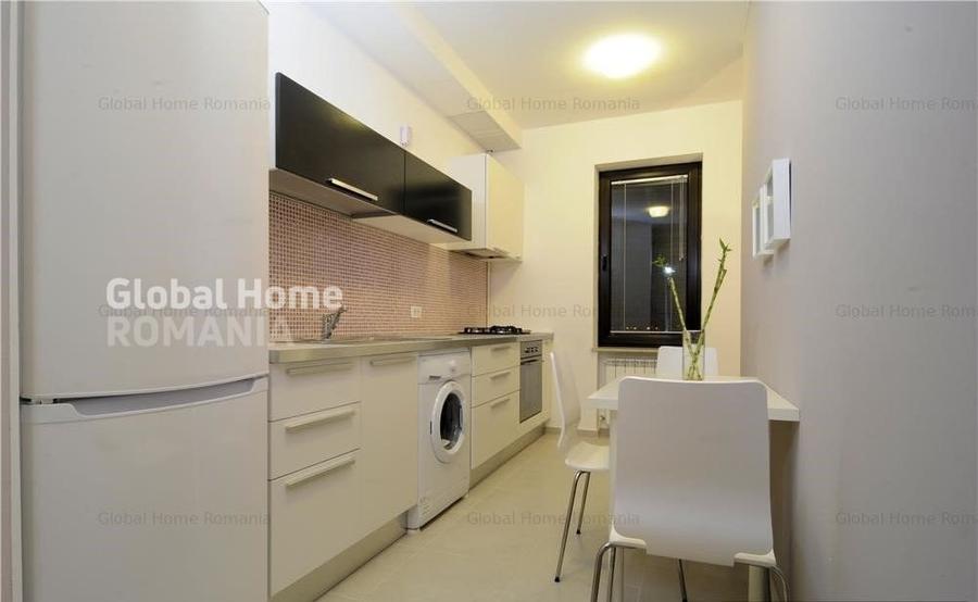 Apartament cu 3 camere semidecomandat, mobilat în Băneasa