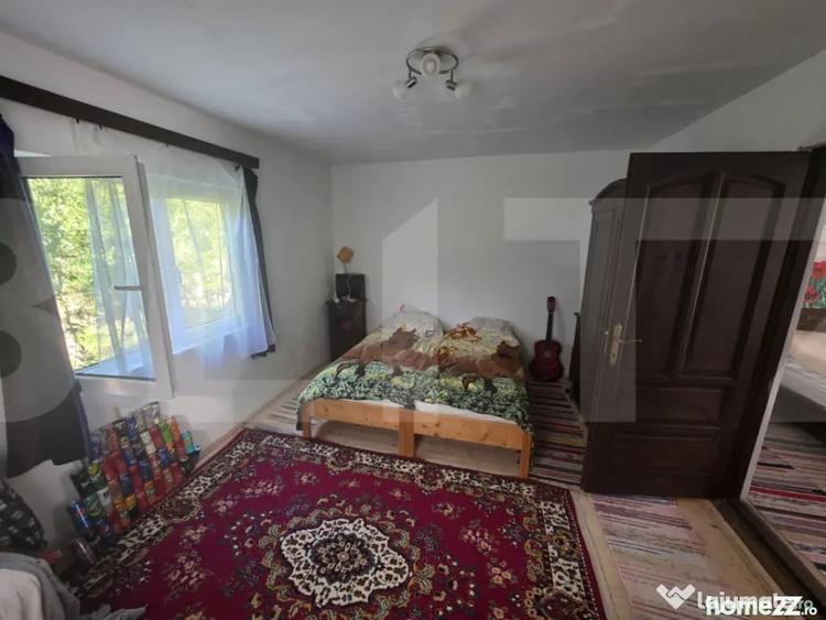 Casă cu 3 camere cu Teren 1957 Mp în Bita