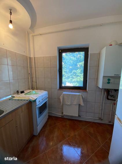 Apartament 2 camere cu centrala la ETAJUL 2, Liceul PTTR - 10