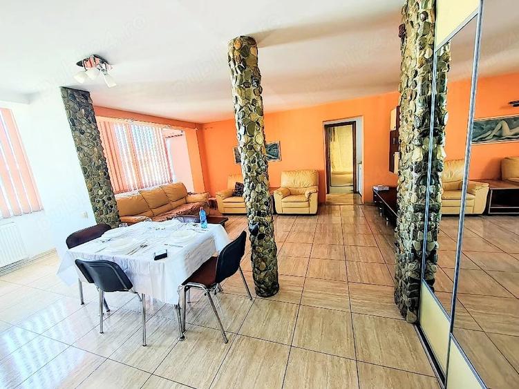 Apartament cu 3 camere în Micro 4