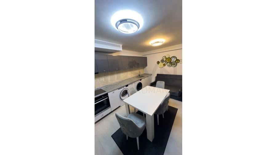 Apartament cu 3 camere decomandat în Herăstrău
