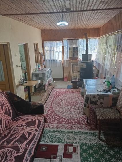 Casă individuală cu 5 camere cu Teren 1000 Mp în Redea