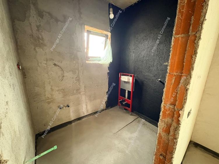 Duplex cu 4 camere cu Canalizare în Moșnița Nouă