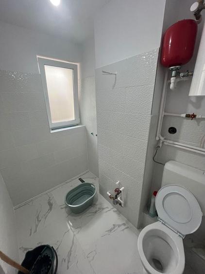 Apartament cu 3 camere decomandat în Gălăuțaș