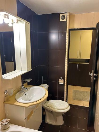 Garsonieră decomandată în Muncii