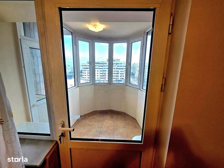 Apartament cu 2 camere decomandat în Frații Golești