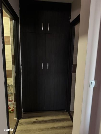 Apartament cu 3 camere decomandat în Iosia