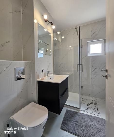 Apartament cu 3 camere decomandat în Iosia
