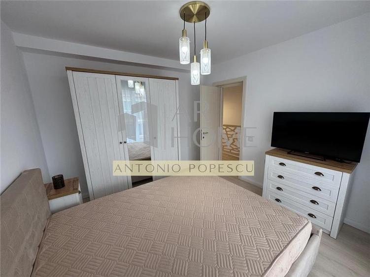 Duplex cu 4 camere cu Canalizare în Central
