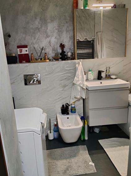 Apartament cu 3 camere decomandat, mobilat în Inel II