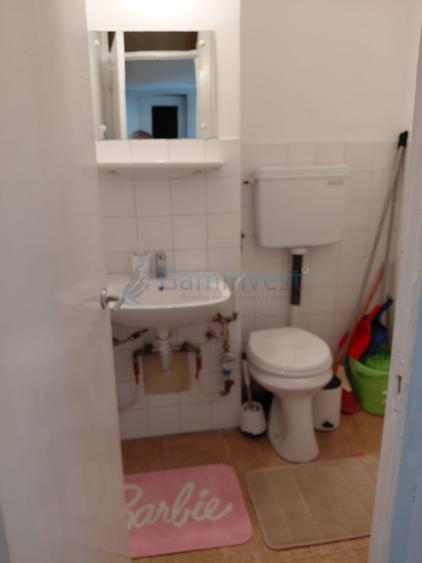 Apartament cu 3 camere decomandat, mobilat în Decebal