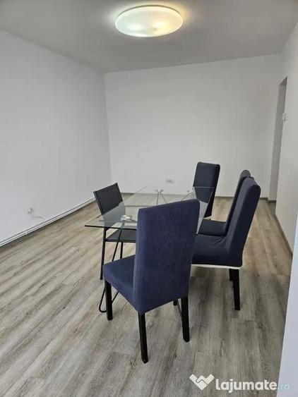Apartament cu 3 camere decomandat în Tomis II