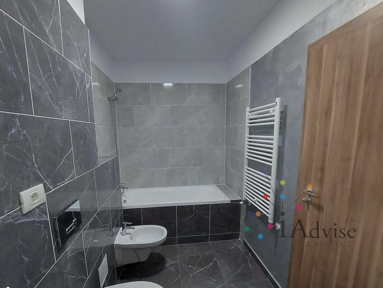 Apartament cu 2 camere decomandat, mobilat în Tractorul