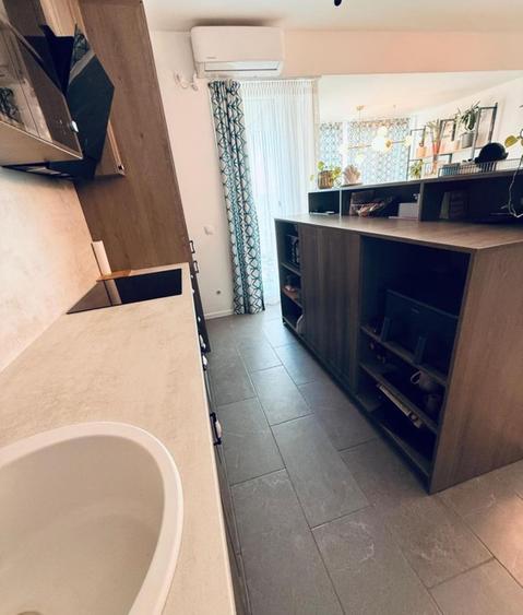 Apartament cu 3 camere semidecomandat, mobilat în Chitila
